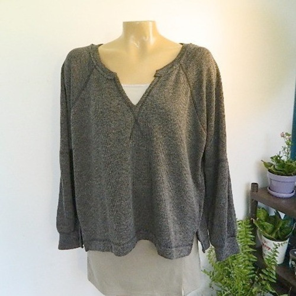 Blu Pepper Thermal Knit Pullover Women Large Charcoal Grey Notched V-Neck Top